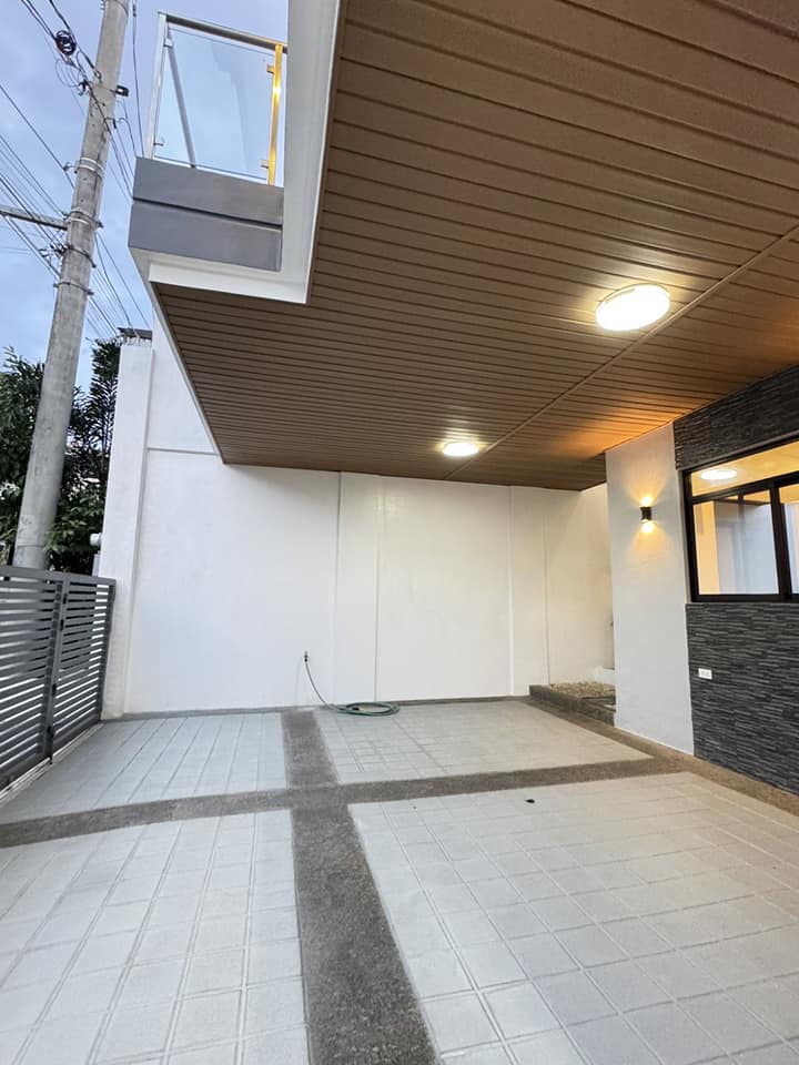 5-Bedroom House and Lot in Antipolo City photo #3