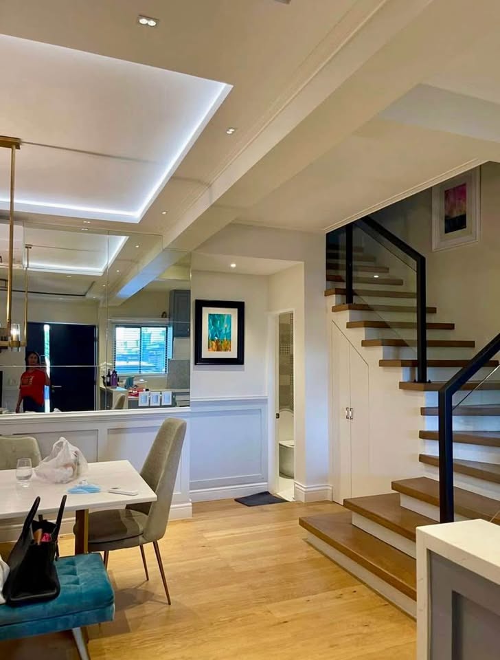 Fully Renovated 3-Storey Townhouse in Ferndale Villas, Quezon City photo #2