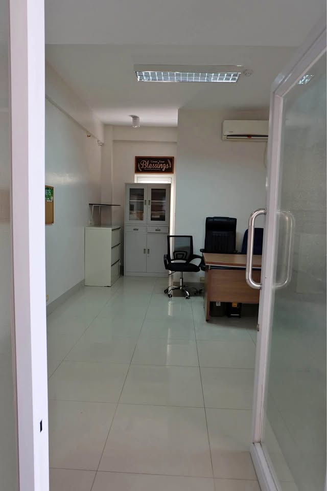 Image for 25 sqm Commercial Space in Alpina Heights, UPS 4, Paranaque