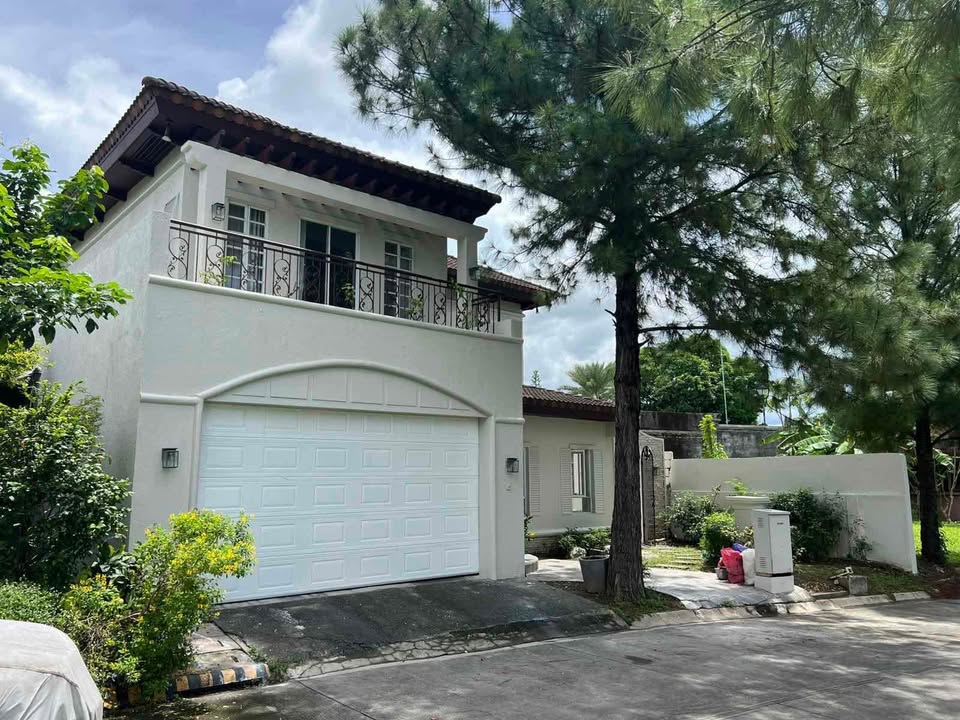 2-Storey House and Lot at Courtyard Portofino South, Muntinlupa photo #2