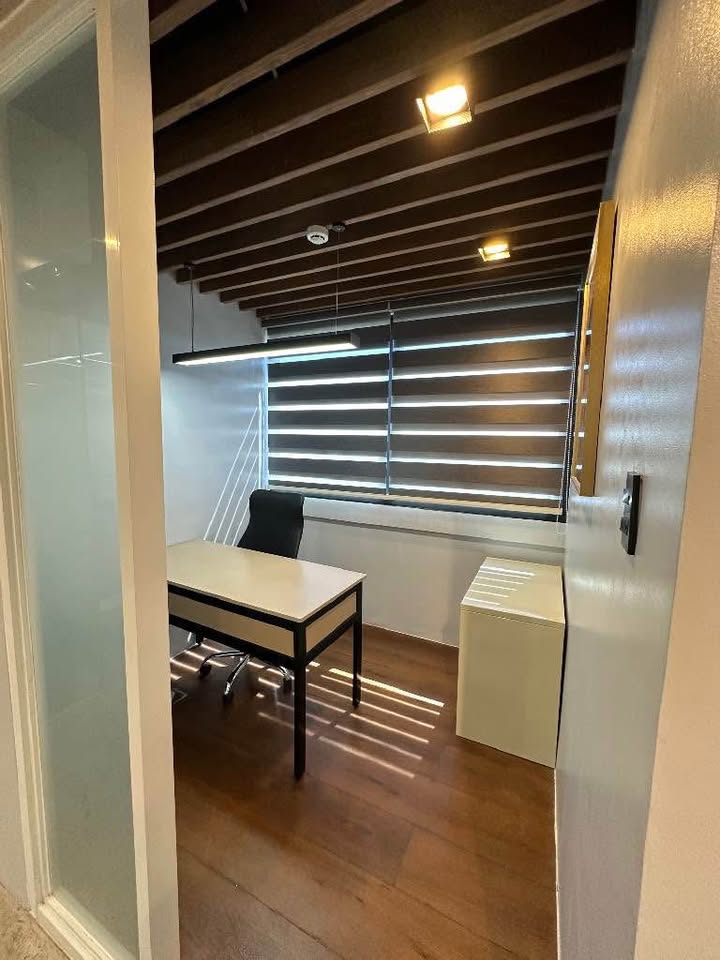 175 sqm Fully Fitted Office Space with 3 Parking Slots in Parkway Corporate Center, Filinvest City, Alabang photo #3