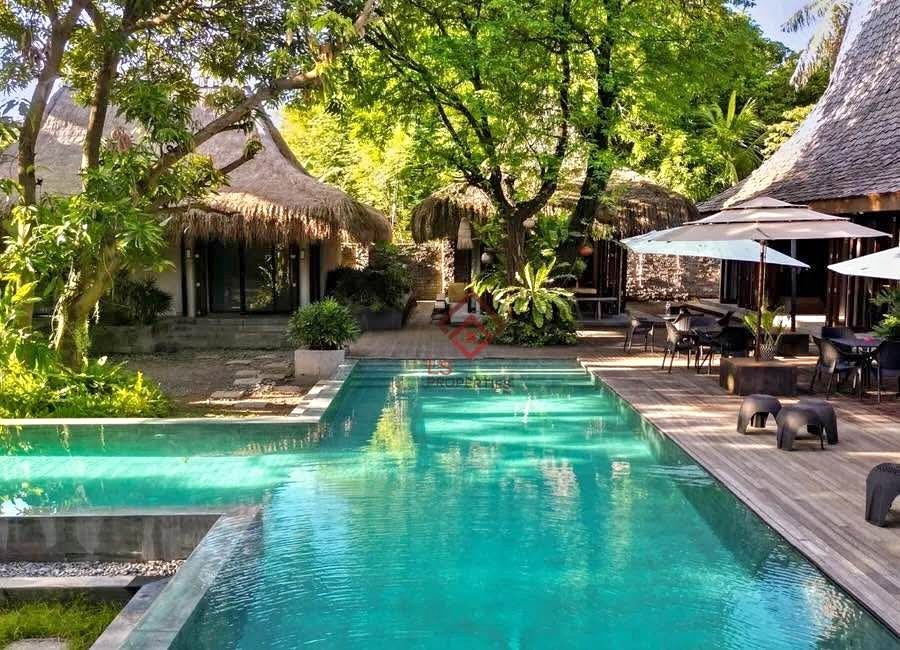 Image for 7-Bedroom Beach Home with Infinity Pool in Matuod Beach, Lian, Batangas