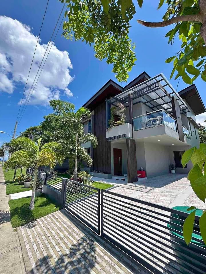 Image for 5-Bedroom Luxury Modern Beach House in Playa Laiya Exclusive Village, San Juan, Batangas