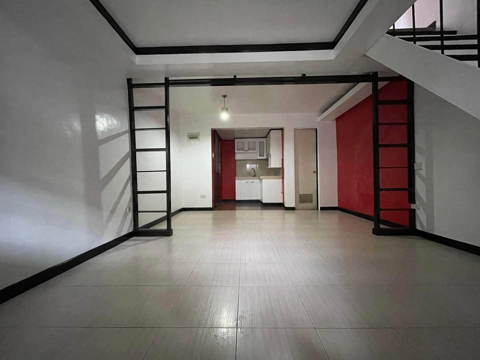 2BR Townhouse in Istana Subd., Malagasang, Imus, Cavite photo #2