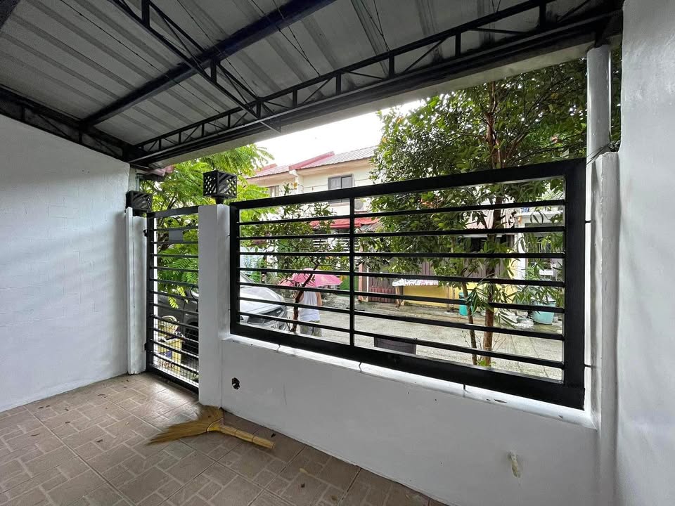 Image for 2BR Townhouse in Istana Subd., Malagasang, Imus, Cavite