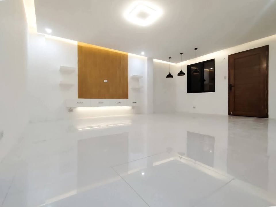 3-Bedroom House and Lot in Francisco Homes 3, Brgy Muzon, San Jose del Monte City, Bulacan photo #2