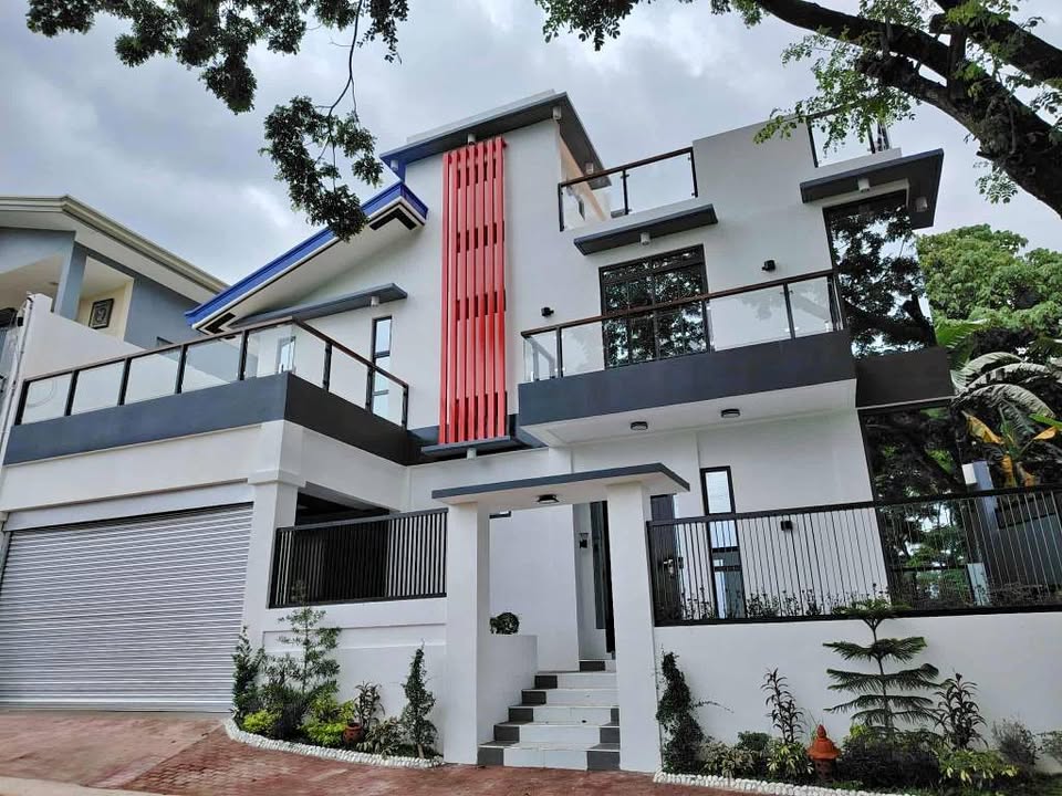 Image for Elegant 2-Storey Home with Roof Deck in Sun Valley Estates, Antipolo City